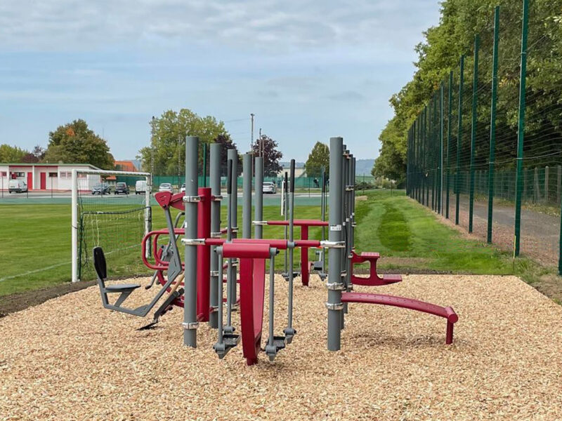 Joli Florilège d'installations d'agrés FITNESS et de combinés STREETWORKOUT dans les diverses villes de : Ville de Reims, Ville de Mouzon , Tomblaine , Escherange , Dombasle-sur-Meurthe et Ville d'Ormes #fitness #fitpark #streetworkout